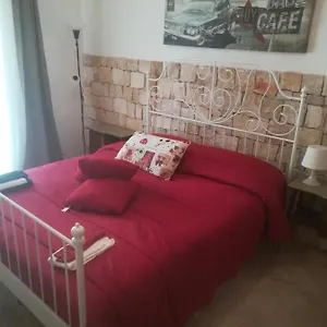 Gianna House , Bari Włochy